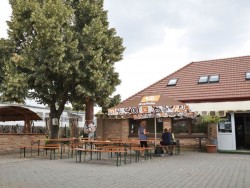 KALVÍN Restaurant & Pension Rastislavice (Dögös)