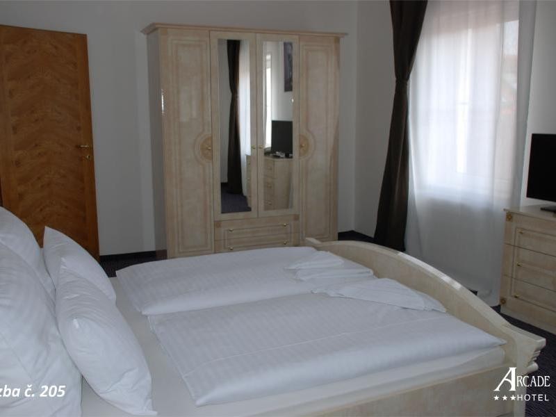 Hotel ARCADE, Banská Bystrica - Hotels, Accommodation - Travelguide.sk