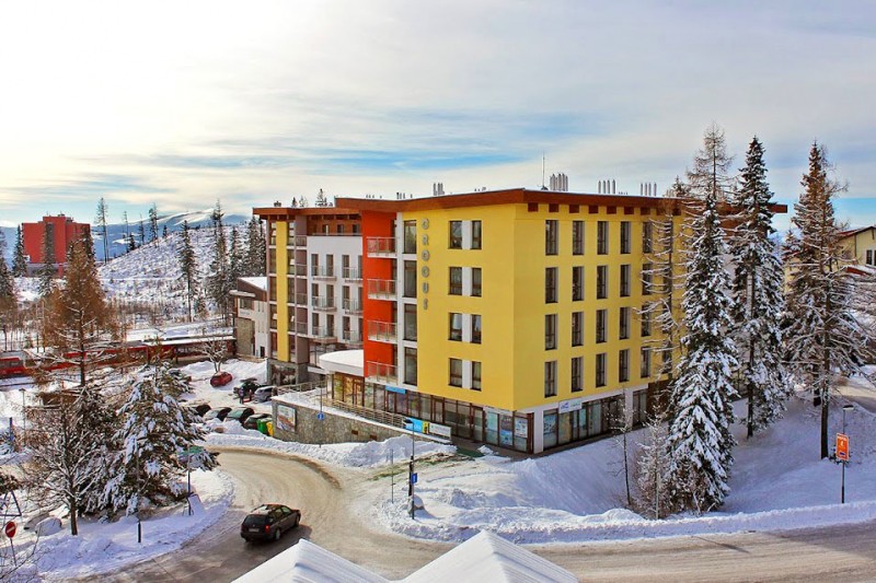 Hotel CROCUS, Štrbské Pleso - Hotels, Accommodation - Travelguide.sk